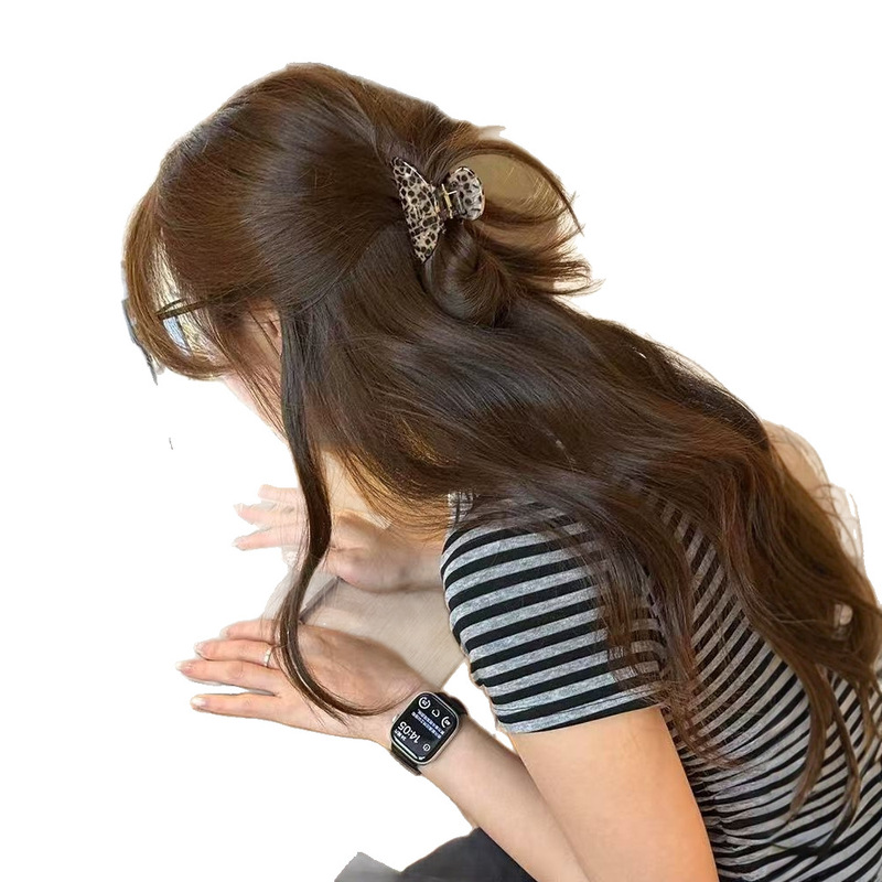 ヒョウ柄チキンフェザーハーフタイヘアクリップ女性用 2025 新しい酢酸ヘアクリップ後頭部の髪の量が少ないシャーククリップ帽子|undefined