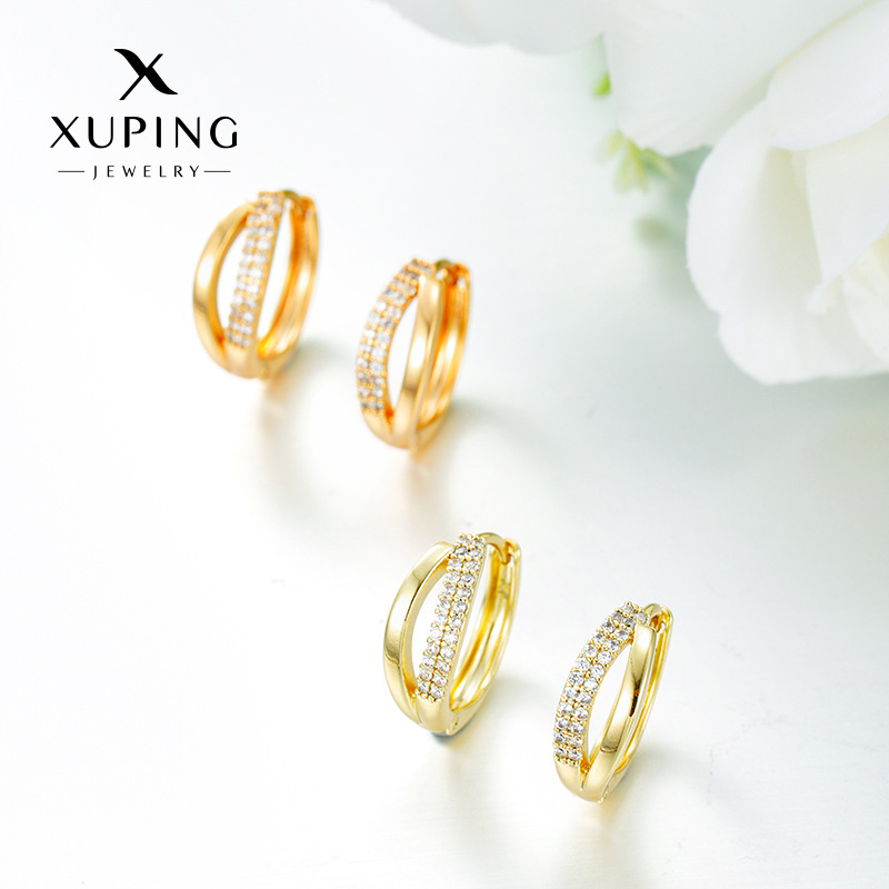 Xuping nueva joya artificial de aleación de cobre temperamento de moda perfiles de orejas europeas y estadounidenses transfronterizos orejas simples al por mayor mujeres