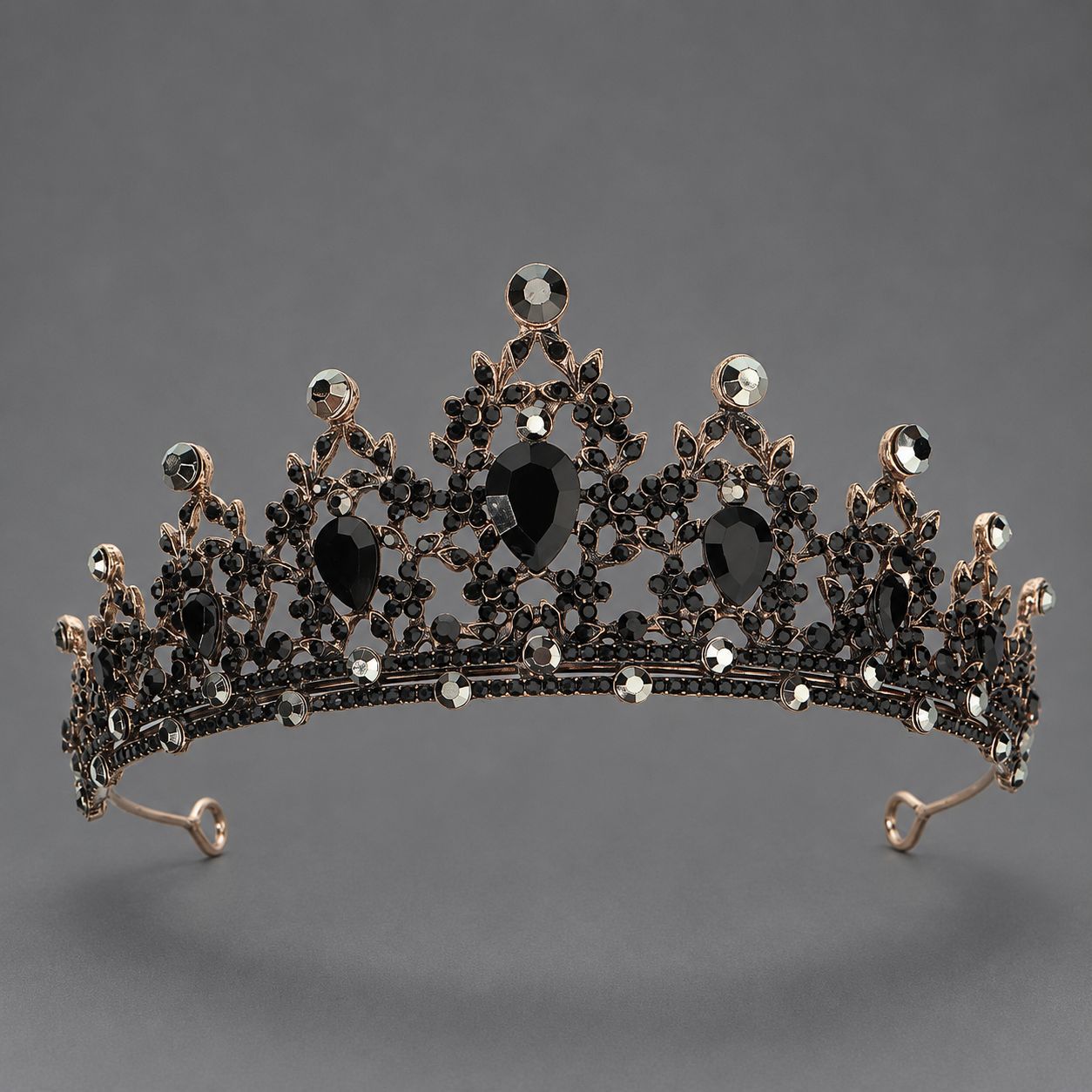 Corona de aleación con diamantes de colores retro, tocado nupcial de lujo ligero, para vestido de novia, vestido de noche, corona para desfile de moda, venta al por mayor directa de fábrica. image 12