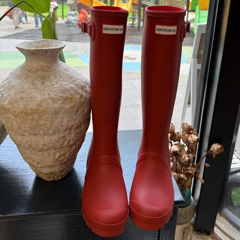 GRUEBER botas de lluvia de comercio exterior antideslizante, desgaste, impermeable para mujeres 2026 botas altas, botas largas, calentadas, no más allá de las rodillas