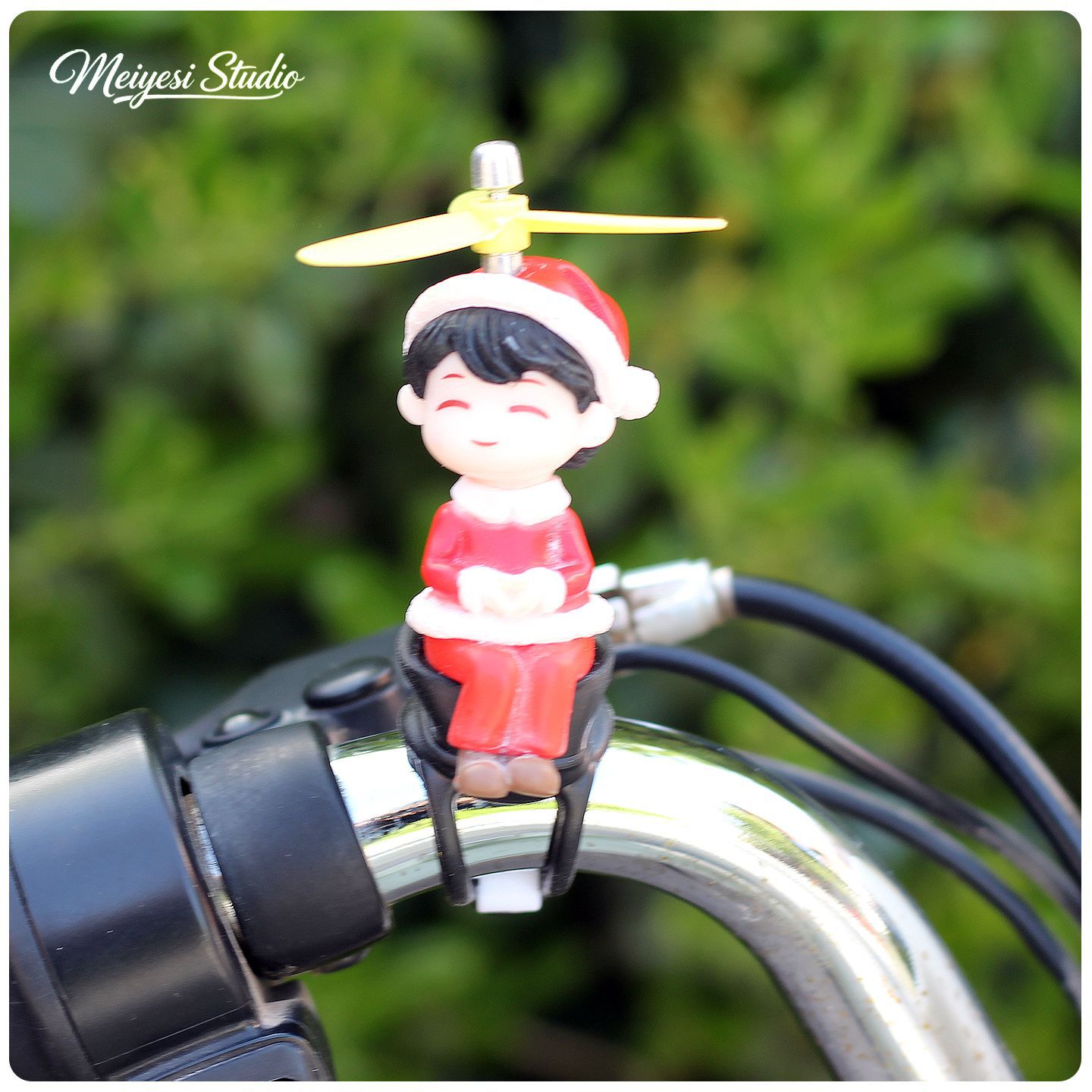 Cariñosa muñeca de dibujos animados accesorios de decoración de automóviles eléctricos accesorios de motocicleta de batería de bicicleta manija de decoración