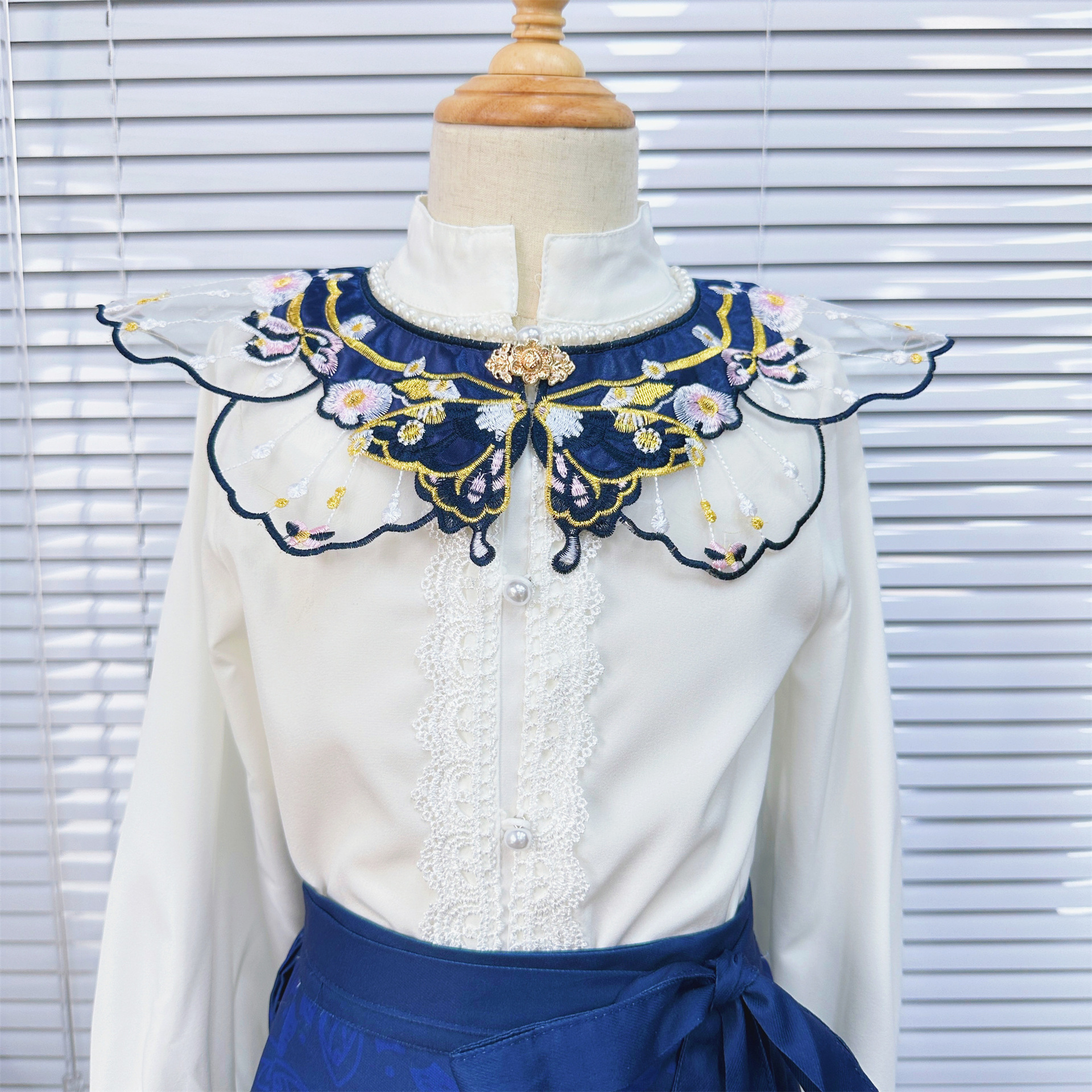 Venta caliente chino retro hanfu caballo cara falda nube hombro mujeres collar flor accesorios niños bordado de color a juego falso collar image 8