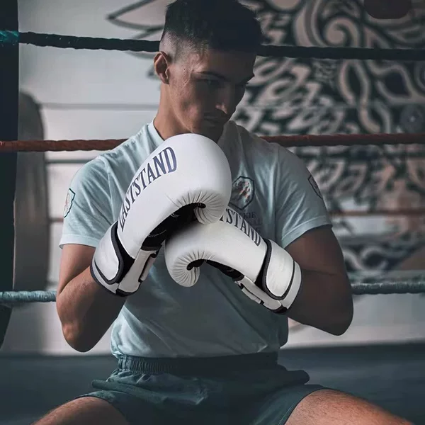Adult boxing gloves men and women beginner breathable boxing gloves combat punching bag training professional competition thickening