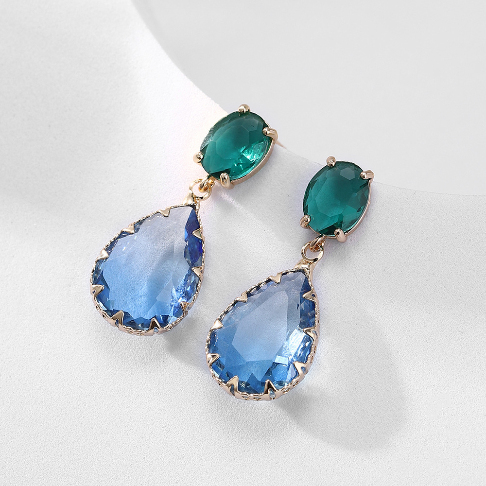Fashion Geometric Copper Plating Hollow Out Artificial Crystal Earrings 1 Pair