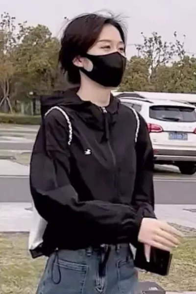 Black sun protection clothing