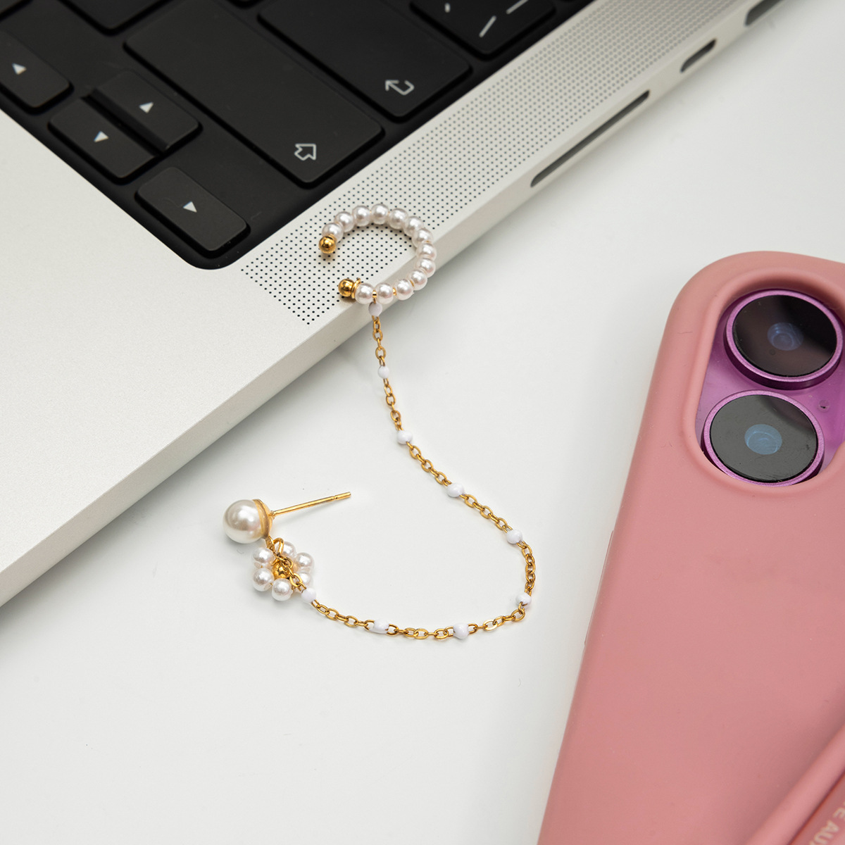Wanxing flores de perlas europeas y estadounidenses líneas galvanizadas hueco auriculares de acero inoxidable transfronterizos versátiles no decolor auriculares