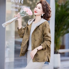 妈妈外套春秋洋气大码短款风衣2025新款中老年女春装休闲夹克上衣