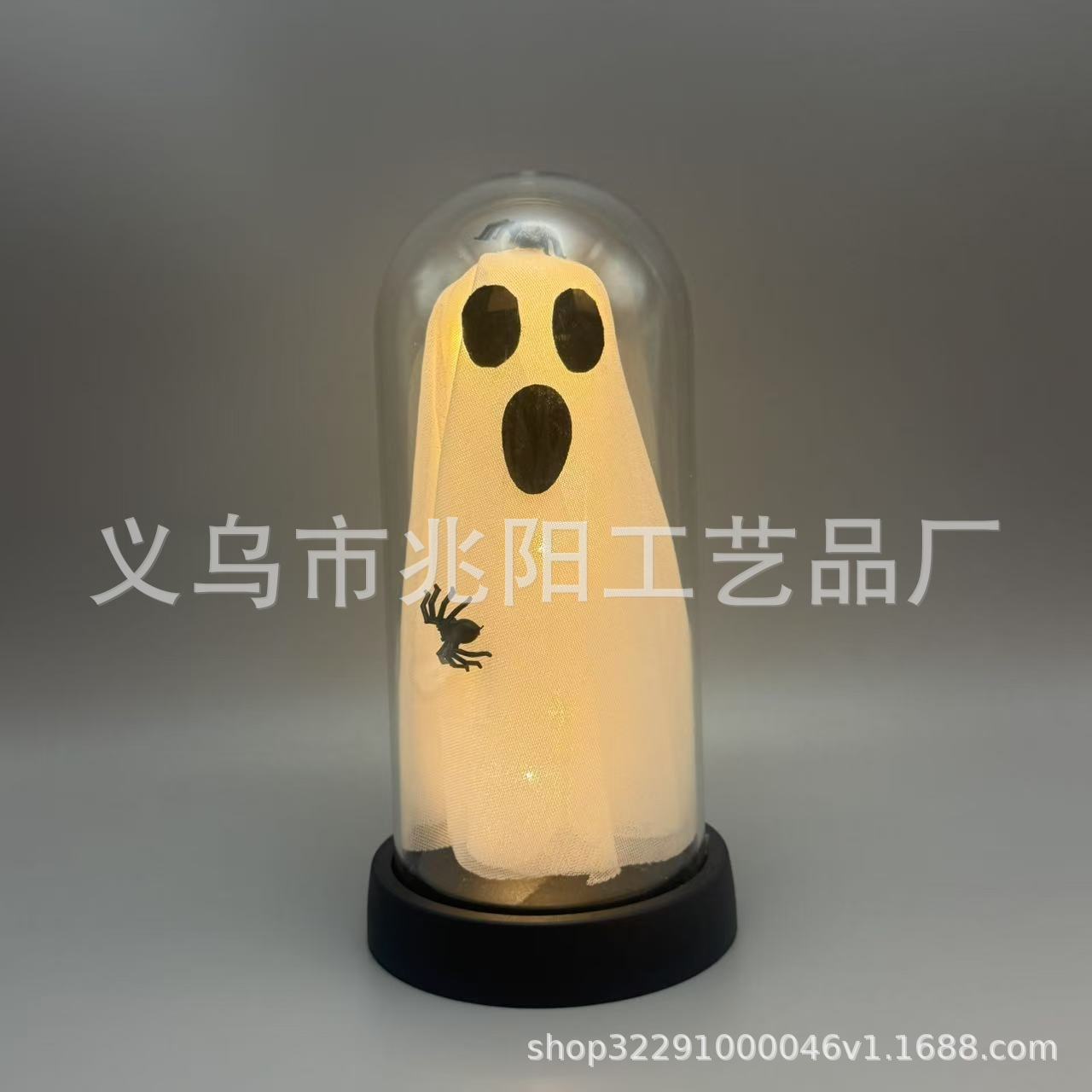 Decoración de la habitación de Halloween iluminado lindo fantasma en el reloj de cristal iluminado estatua LED luz de noche decoración