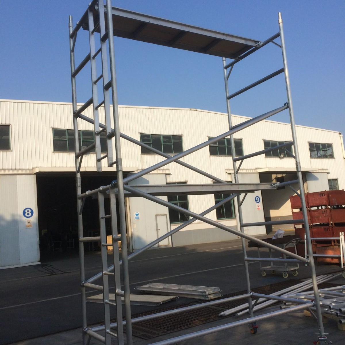 厂家直销双宽移动脚手架框架方便安装TUV CE SGS 证书欧标生产