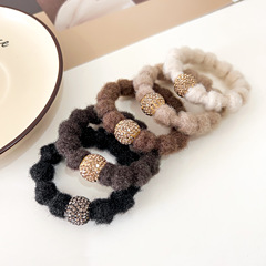 秋冬美拉德毛絨發繩2023新款高彈力馬尾發圈氣質水鑽毛毛頭繩髮飾