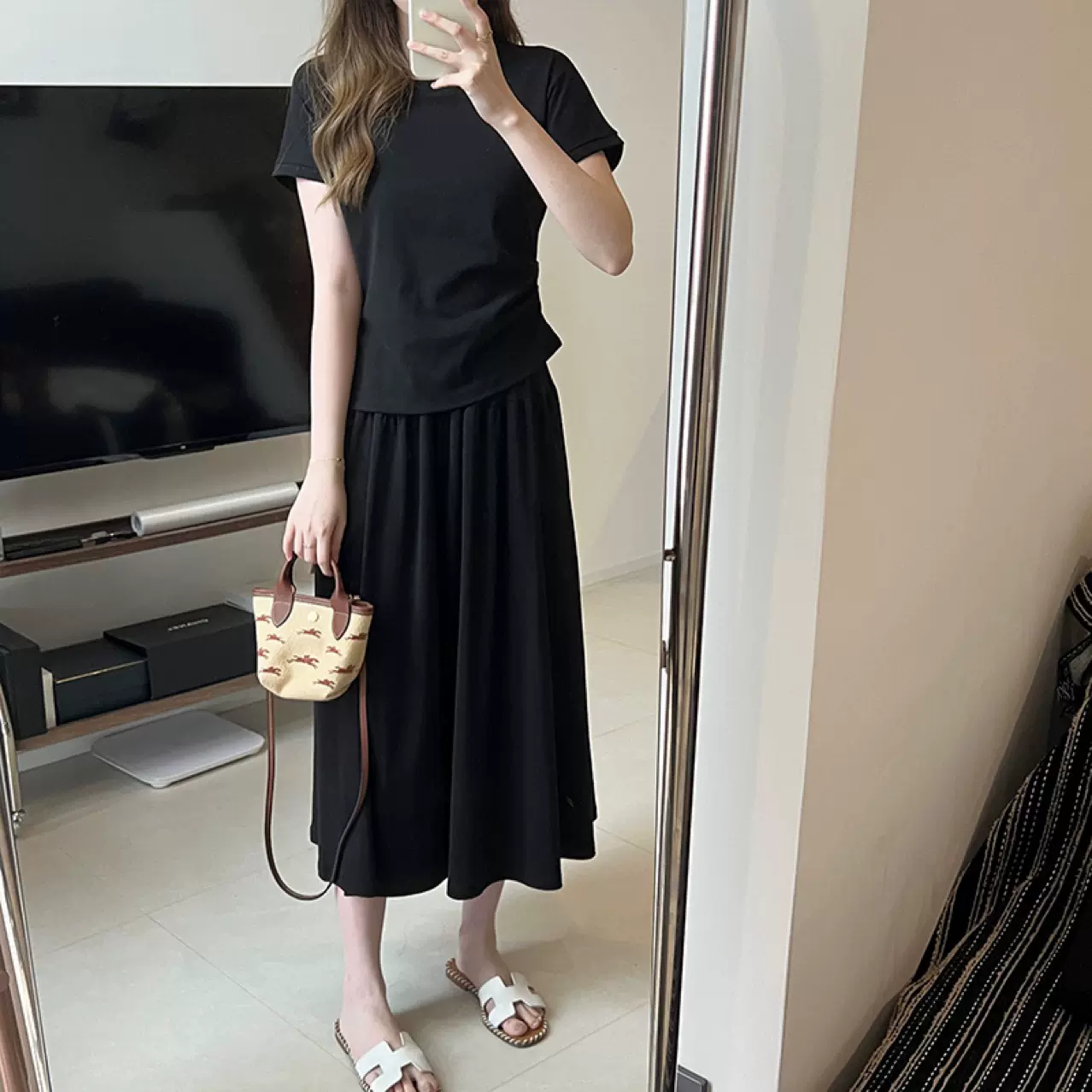 夏季薄款小众高级感极简风正肩捏褶短袖上衣A字松紧腰半身裙套装