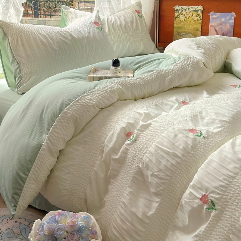 Ropa de cama de cuatro piezas de algodón lavado de gasa 2025 nuevo estilo princesa viento ropa de cama desnuda funda de edredón de tres piezas