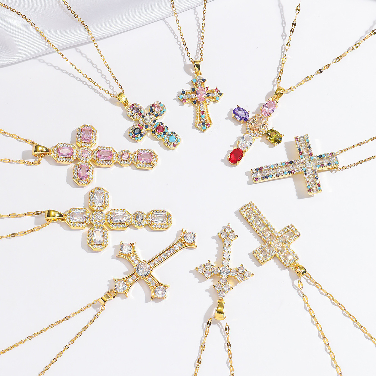 Wholesale Jewelry Shiny Cross Titanium Steel Zircon Inlay Pendant Necklace Cable Chain display picture 1