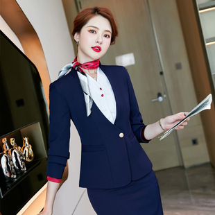 �ս��Ʒ�Ů�R�����b���b�Ƶ�ӭ�e���������ݎ����F�ۘ���ԇ�����b