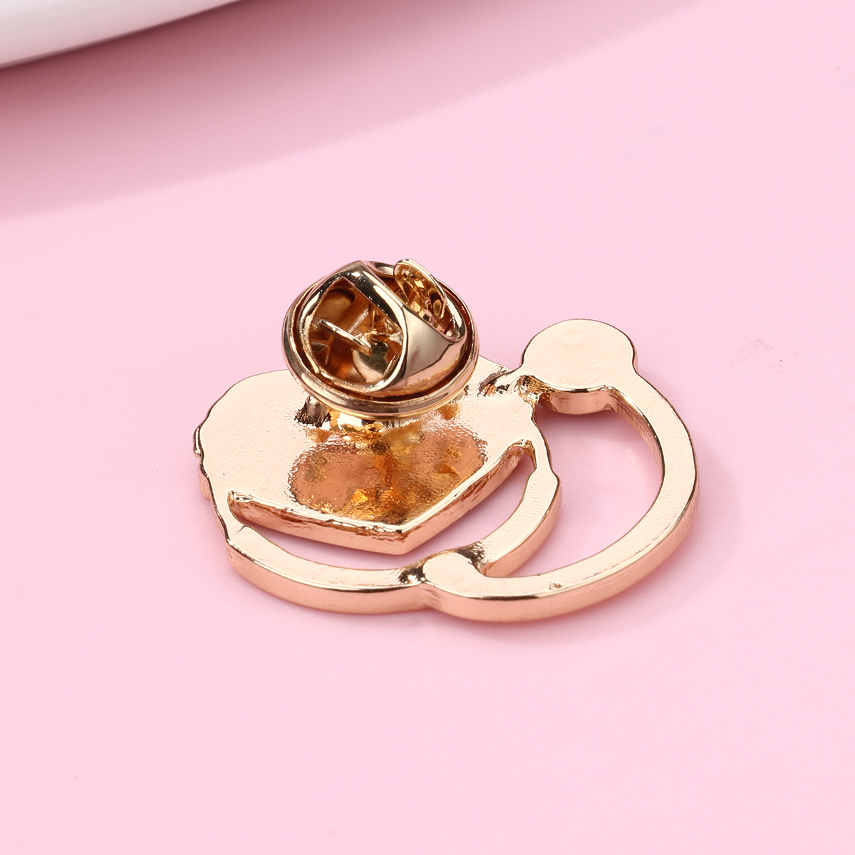 Cute Modern Style Pin Car Heart Shape Bicycle Alloy Enamel Plating Unisex Brooches display picture 21
