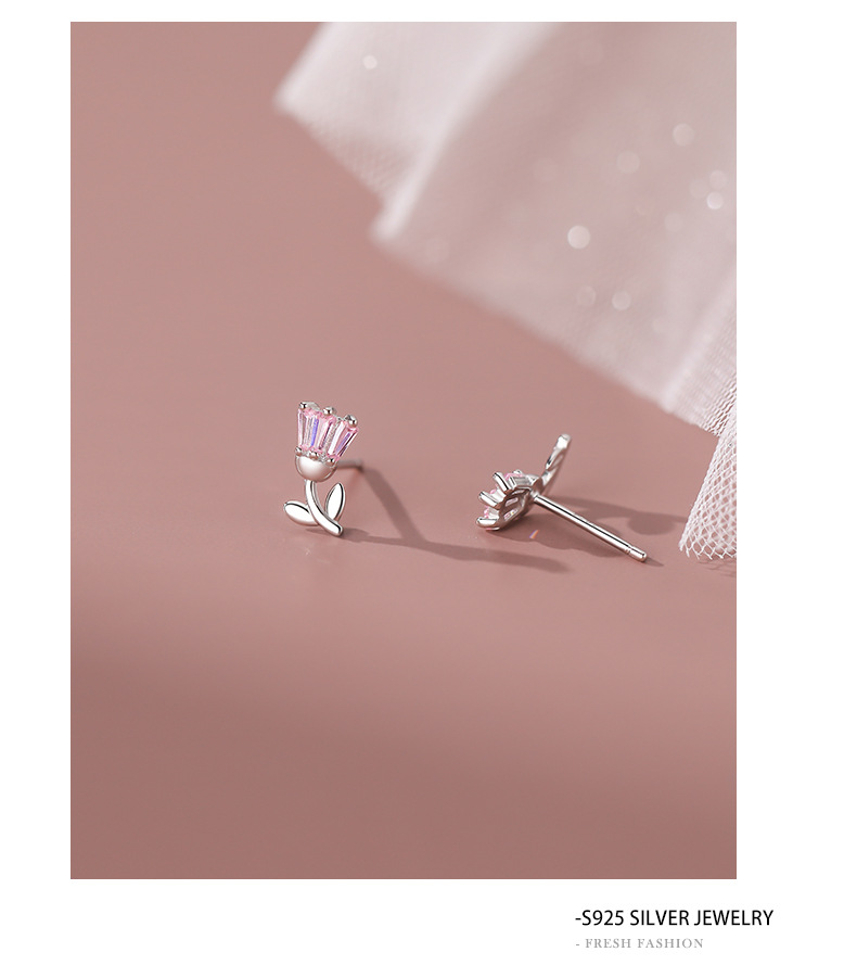 1 Pair Quantity Holiday, Daily Occasion 1 Pair 925 Sterling Silver Zircon Flower Ear Studs