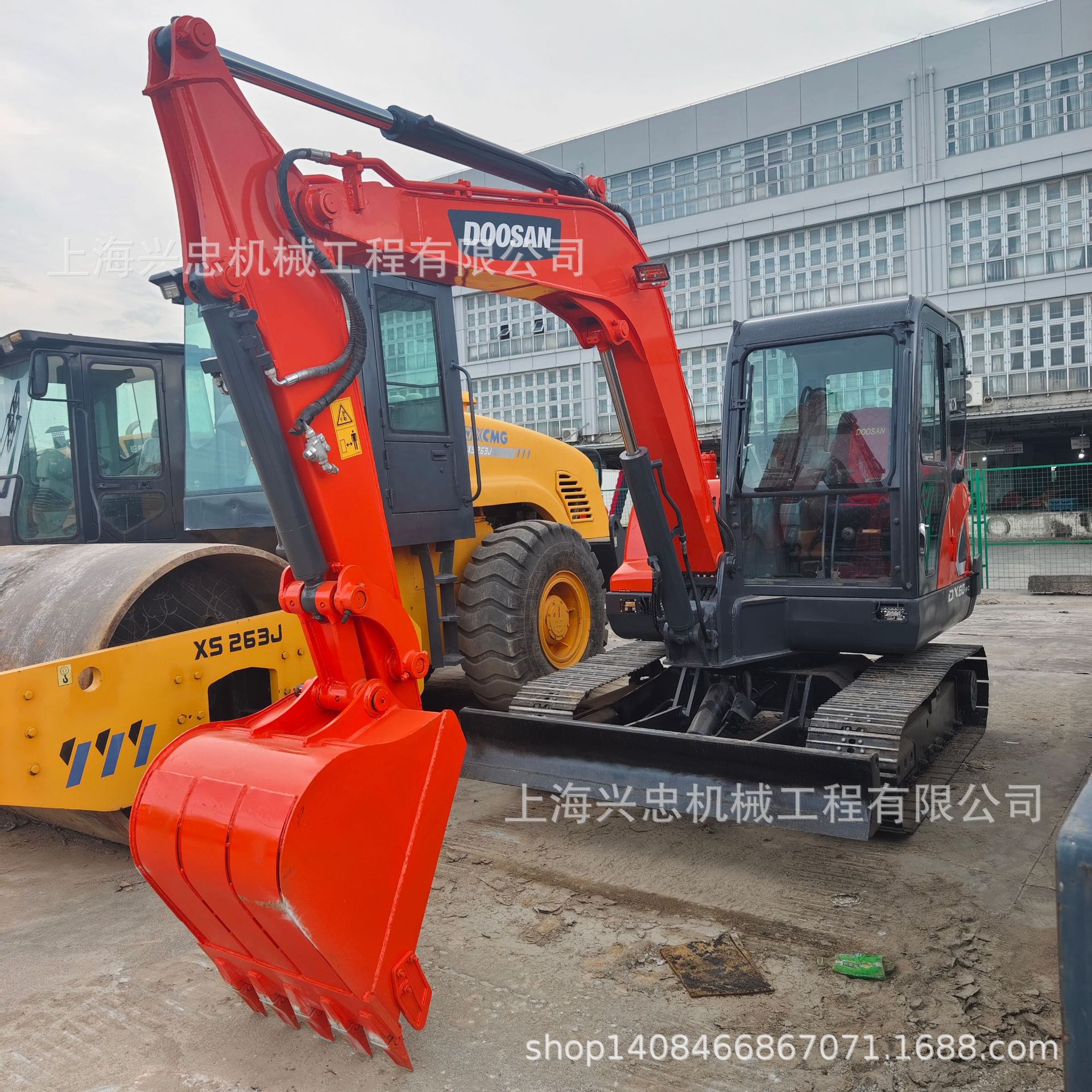 二手国产60小型挖掘机，二手工程小钩机，二手80国产挖机价格