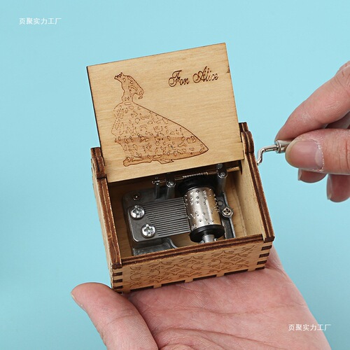 Wooden Music Box Creative Hand-Crank Classic Harry Color-Painted Carved Christmas Birthday Couple's Music Box Gift