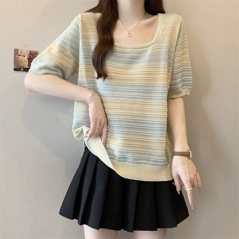 Женская футболка больших размеров с квадратным вырезом и короткими рукавами в полоску, летняя свободная посадка, красивый вязаный тонкий топ