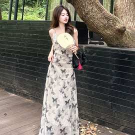 新中式水墨蝴蝶印花吊带连衣裙女气质高级感长款裙子2026夏季新款