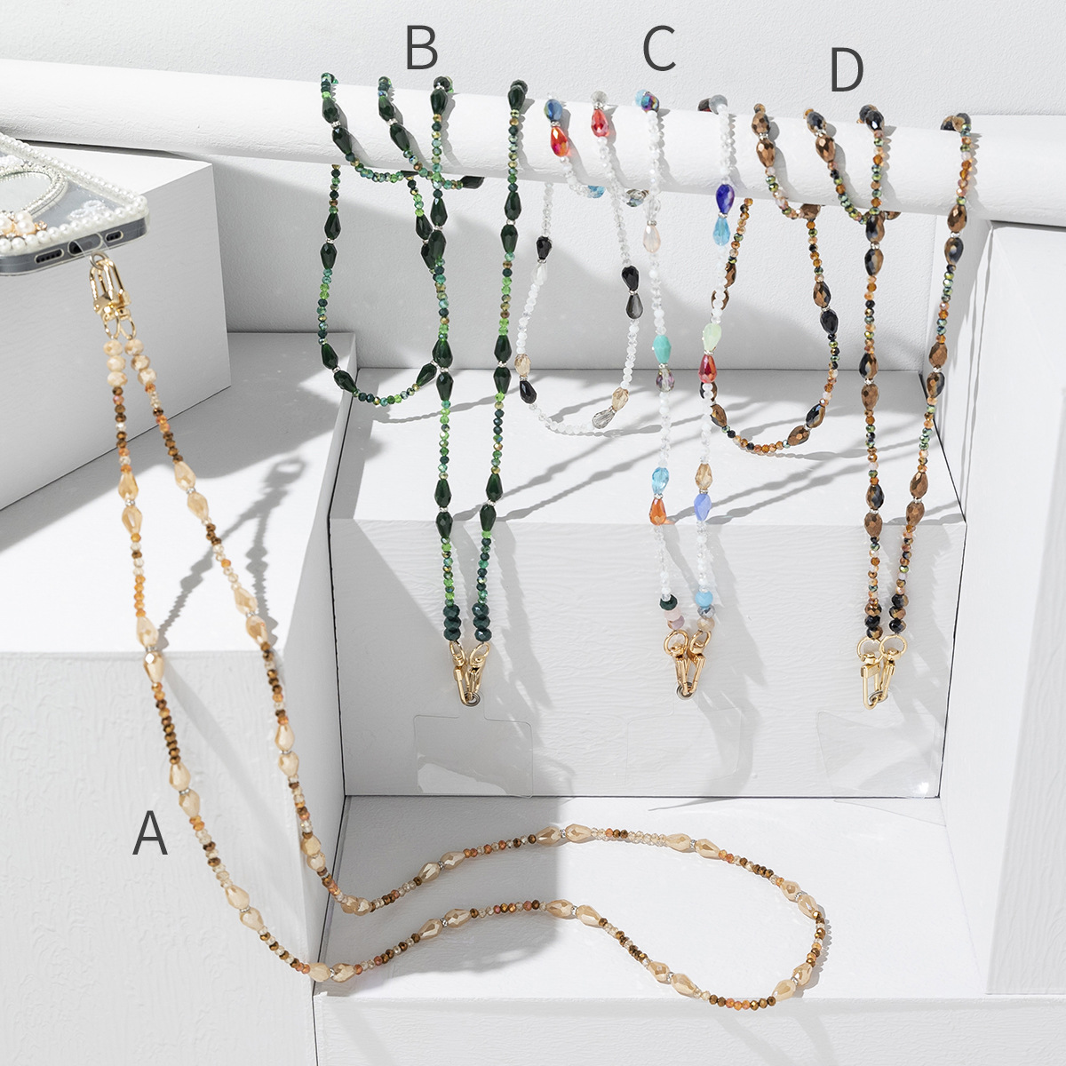 56g Weight Mobile Phone Chain Classification 1 Piece Quantity Glass Material Geometric Pattern Cute, Modern Style Style Beaded Craft Cute Modern Style Geometric Glass Beaded Mobile Phone Chain 2