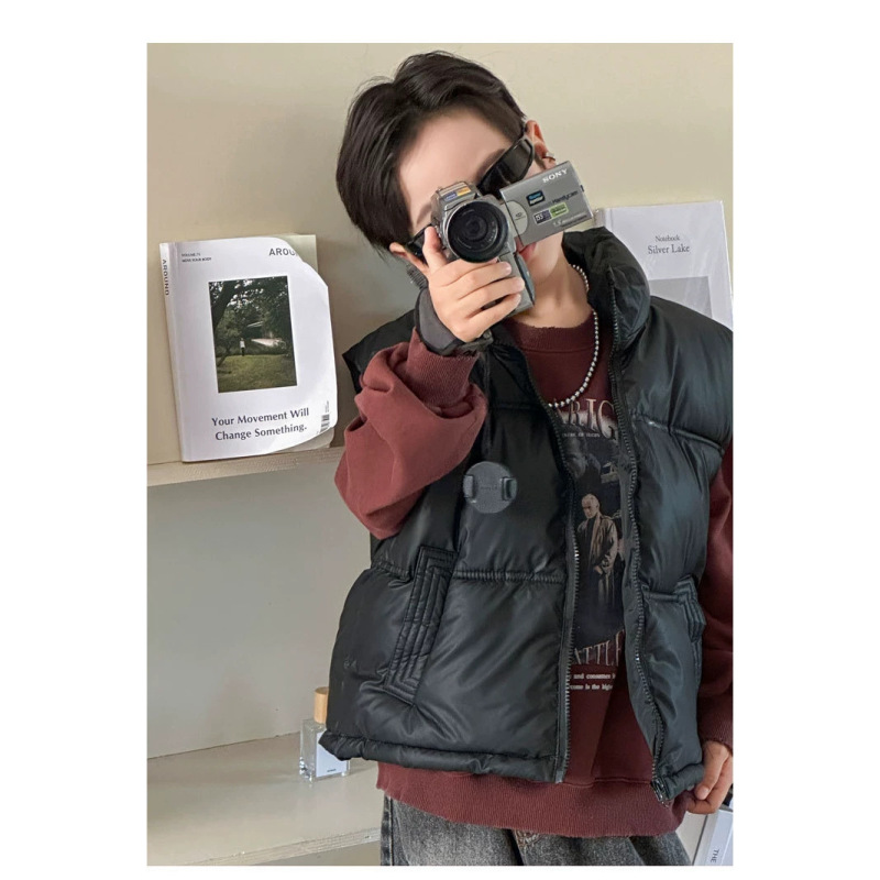 Children's Cotton Vest for Outerwear in Autumn and Winter, Thickened and Warm, Easy-Care, for Boys and Girls, with a Stand-Up Collar, Waterproof Vest for Older Children