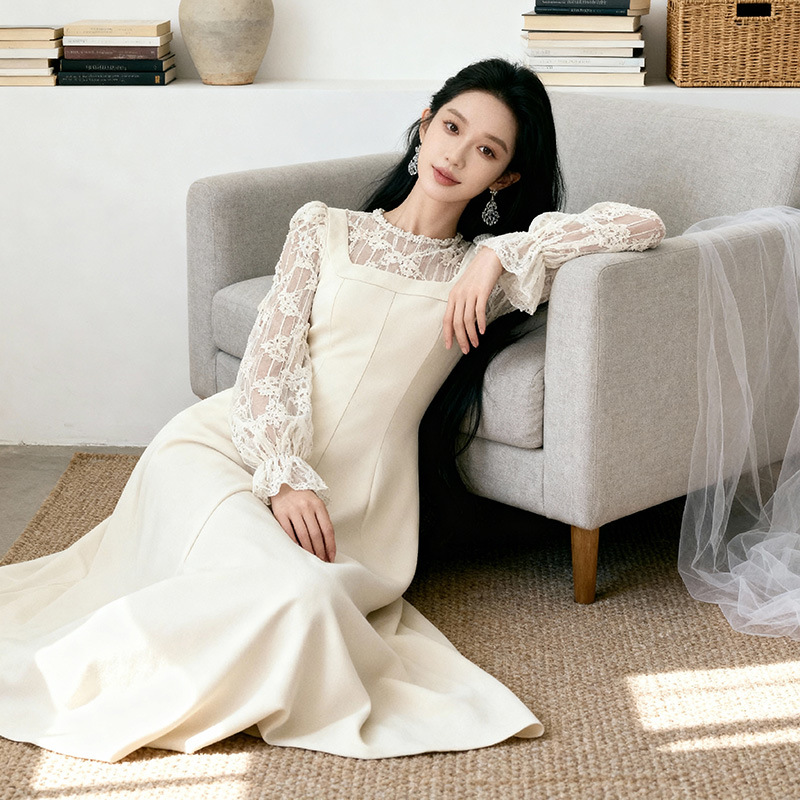 C-4642# 杏色蕾丝拼接长...