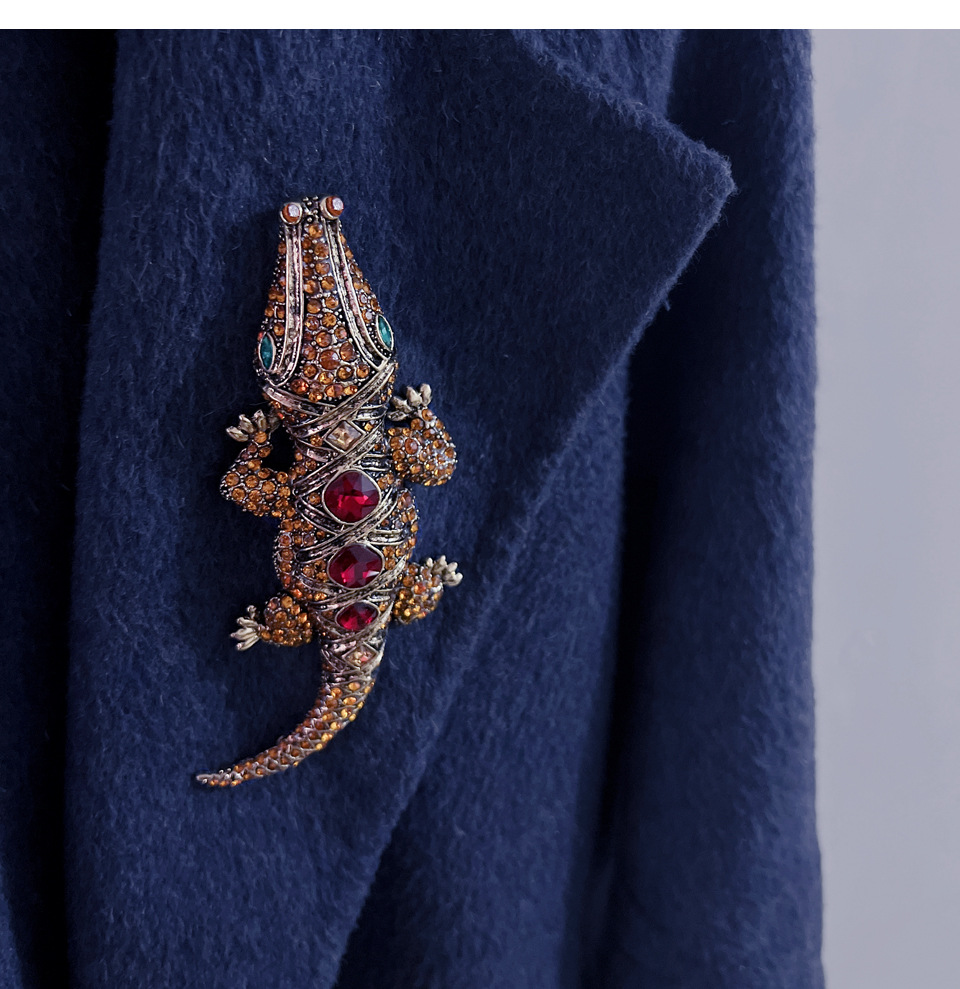 66g Weight Artificial Gemstones Inlay Material Brooches Classification Holiday Occasion Alloy Material Animal Pattern Unisex Gender Diamond Design Fashion Style Fashion Pin Animal Alloy Diamond Artificial Gemstones Unisex Brooches 9