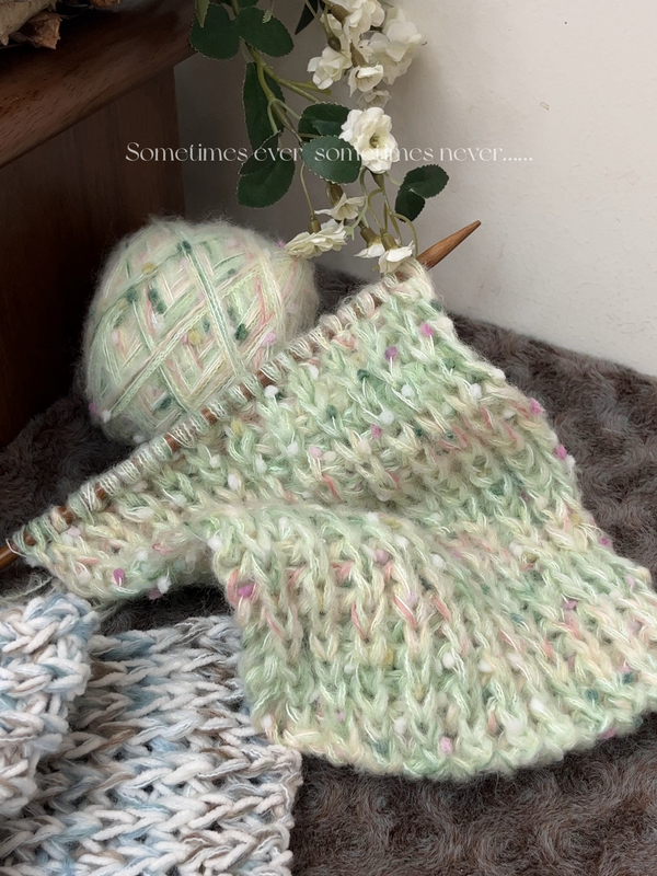♧ Specialized Scarf Yarn, Hand-Mixed Yarn That Can Be Used to Knit Bags and Hats, Soft and Non-Irritating, Fresh Blue-Green, Unique Gift