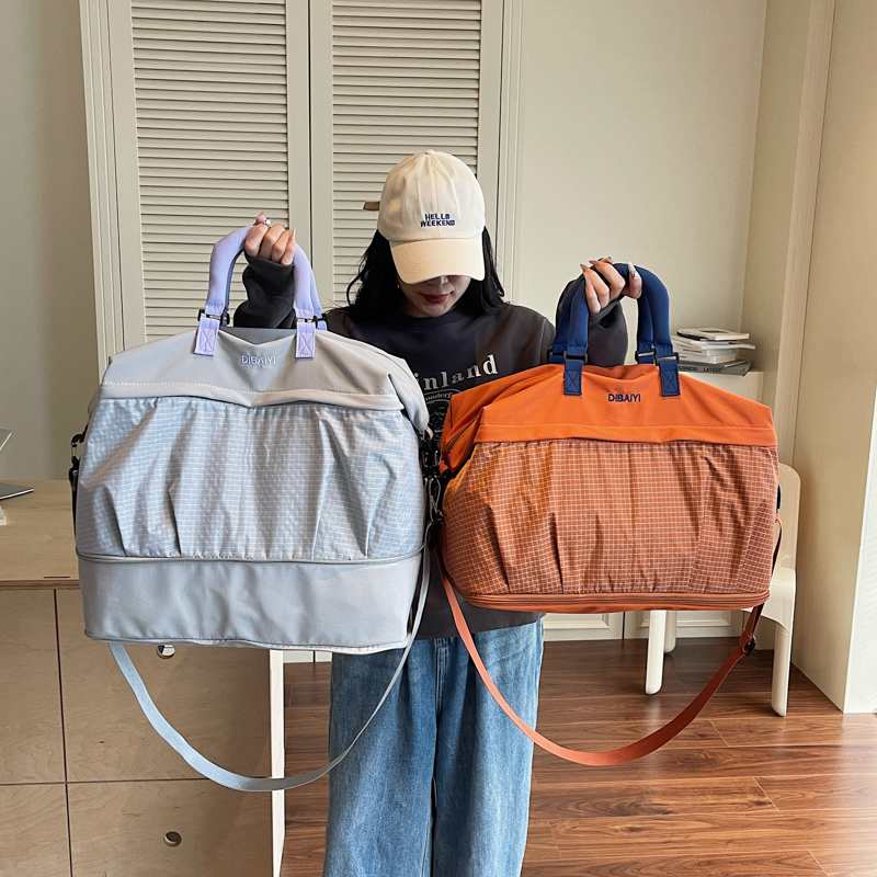 Large-Capacity Dry and Wet Separation Travel Bag, Lazy Style Oxford Cloth Luggage Bag, Can Be Attached to a Trolley, Expandable Gym Bag for Women