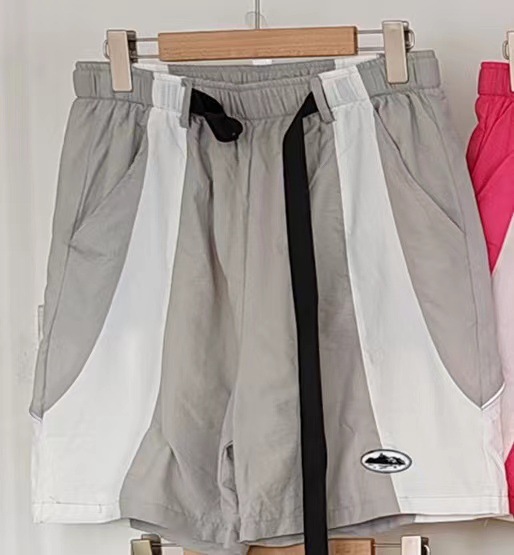 Pantalones cortos de arena gris de secado rápido