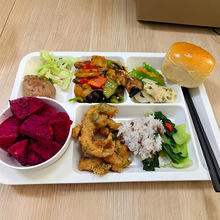 �ܰ��;�ʳ�ÿ�ͱP���þƵ�T���������ͱP�ĸ�����P�ӌWУ����