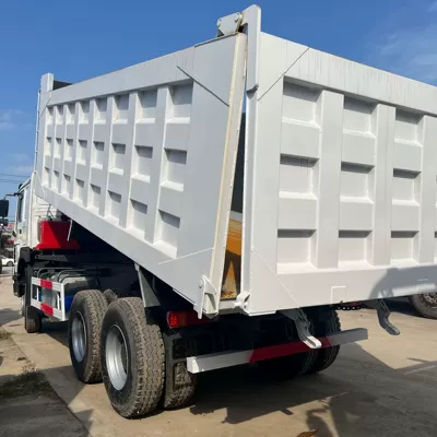 Yük maşınları Howo 371 Horsepower 6X4 Dump