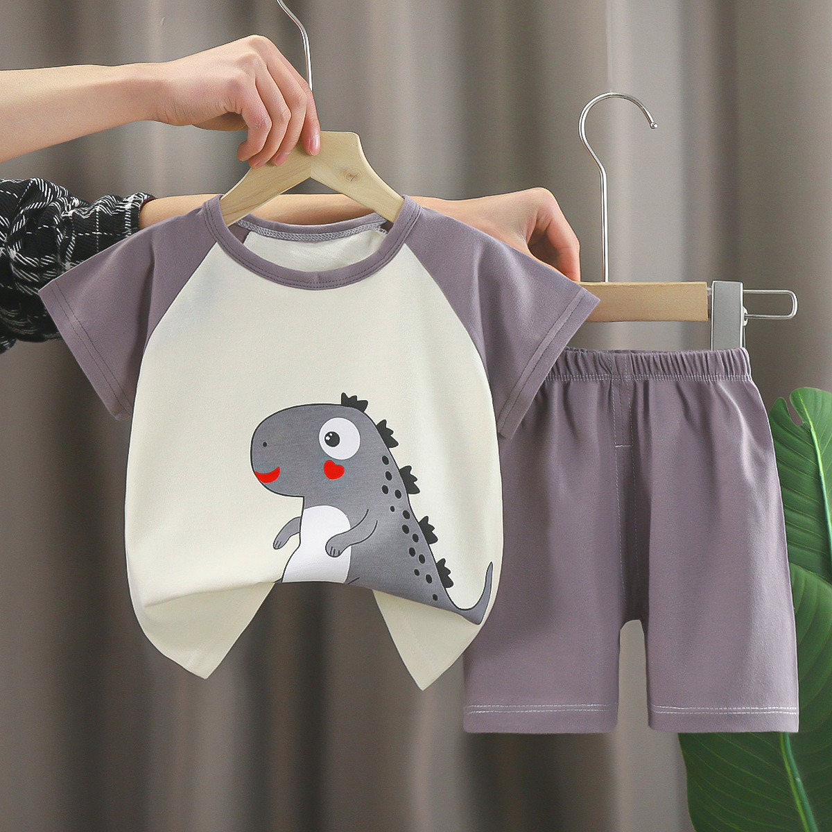 Traje de manga corta de dinosaurio gris Z-01