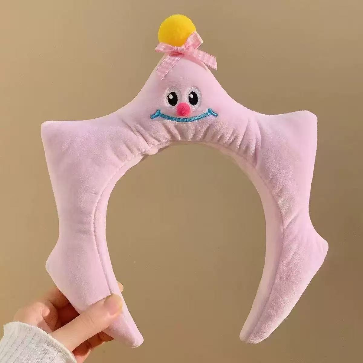 Otoño y invierno lindos estereoscópicos de peluche bandeja de cabello de dibujos animados orejas de gato orejas de conejo lavar la cara bandeja de cabello rojo al por mayor accesorios para el cabello