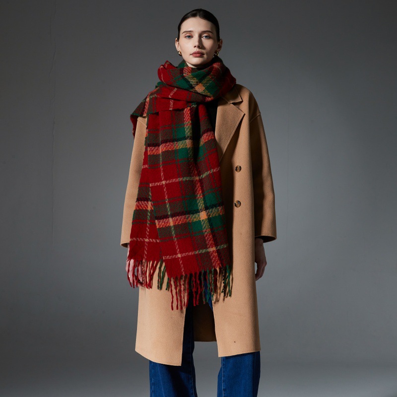 Unisex Christmas red and green plaid tassel scarf shawl_voghion.com