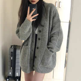 秋冬新款毛衣女学院风开衫学生韩版宽松V领百搭纯色针织外套开衫