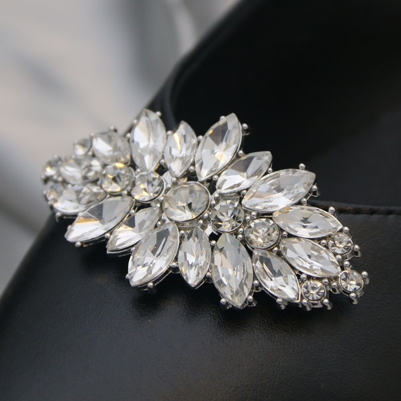 Zapatos de tacón alto de las mujeres transfronterizas accesorios decorativos zapatos accesorios zapatos de boda accesorios zapatos hebilla zapatos extraíbles Flor de diamante clip de zapato