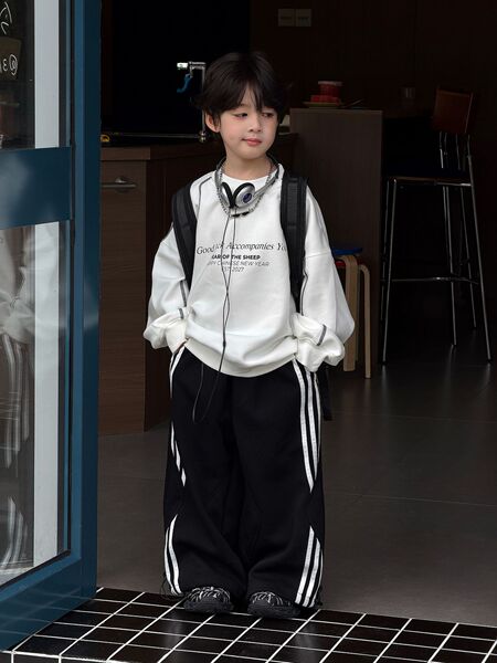 Autumn children's sweatshirt for leisure for boys