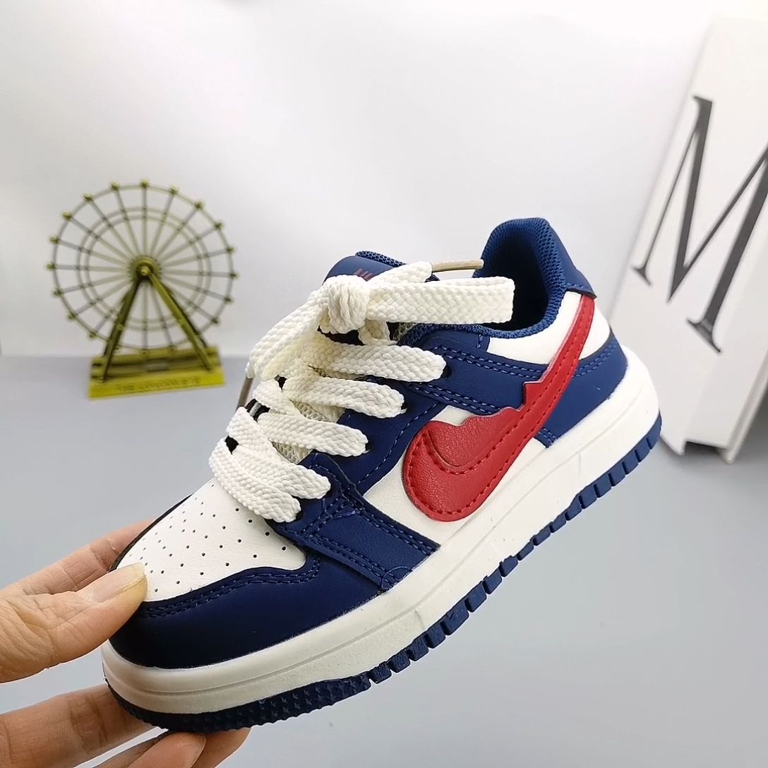 Zapatillas de cuero nuevas para niños con sonido de fricción, tallas 34-39, zapatillas de cuero para niños mayores, calzado deportivo, calzado infantil