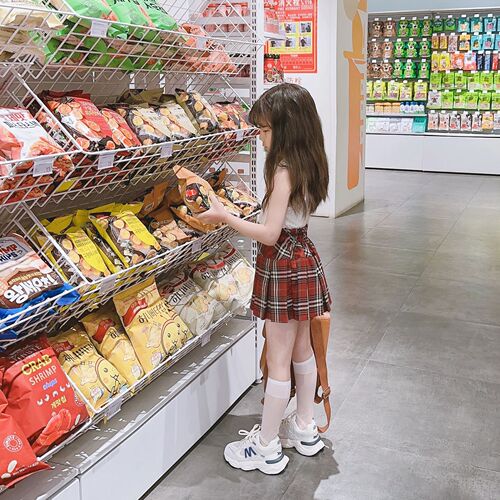  Summer New Arrival High-Quality Women's Popstar Pleated Skirt Wine Red Short Skirt Children's Fashion Half Skirt