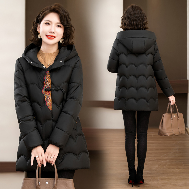 Mamá ropa de invierno de pluma de algodón de aire corto de 2024 nuevo estilo de mediana edad china ropa de algodón cálida abrigo de mujer