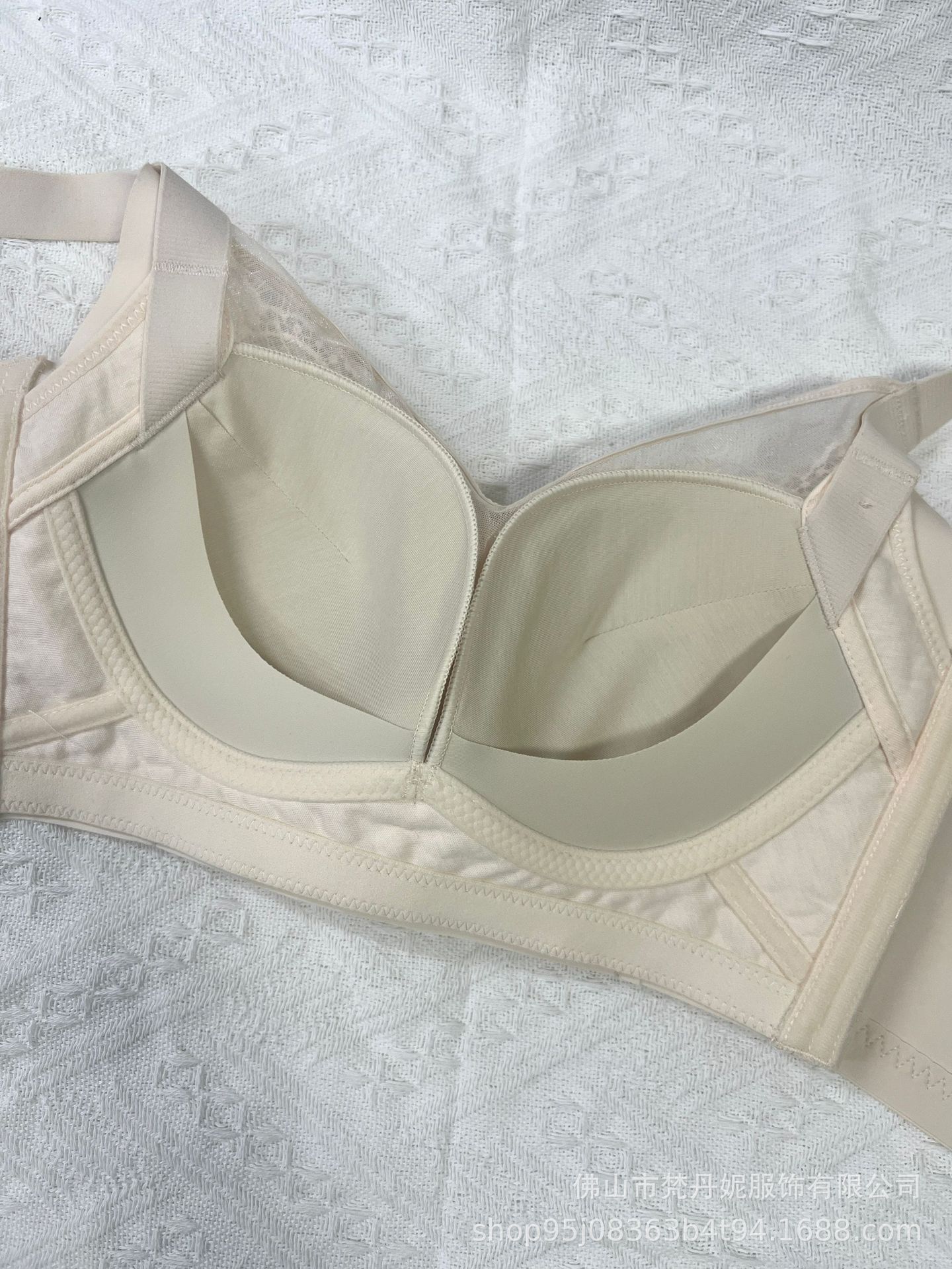 28CCECA2133C264B615096D4D468F7