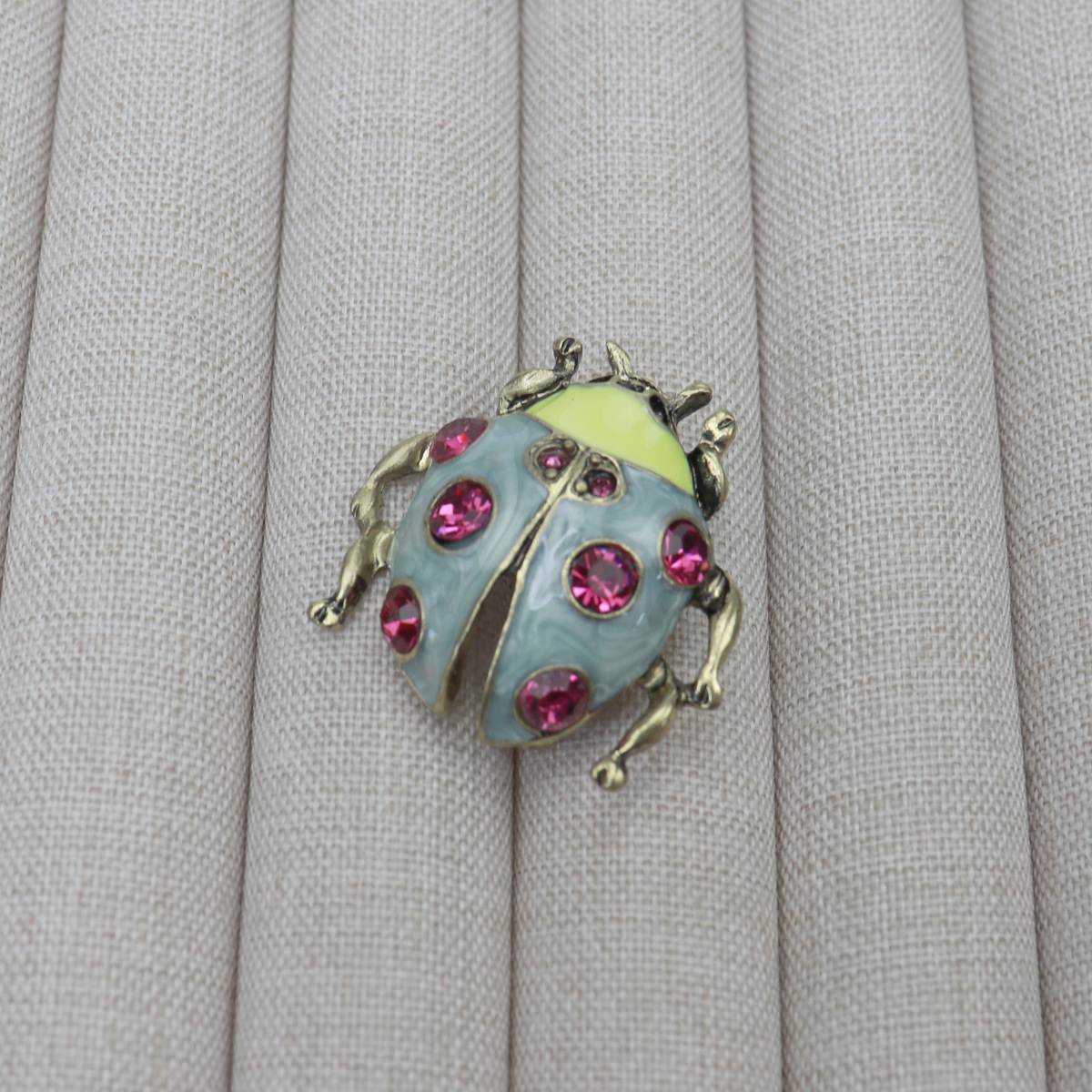 Cross-Border Trendy Retro Enamel Beetle Brooch Corsage