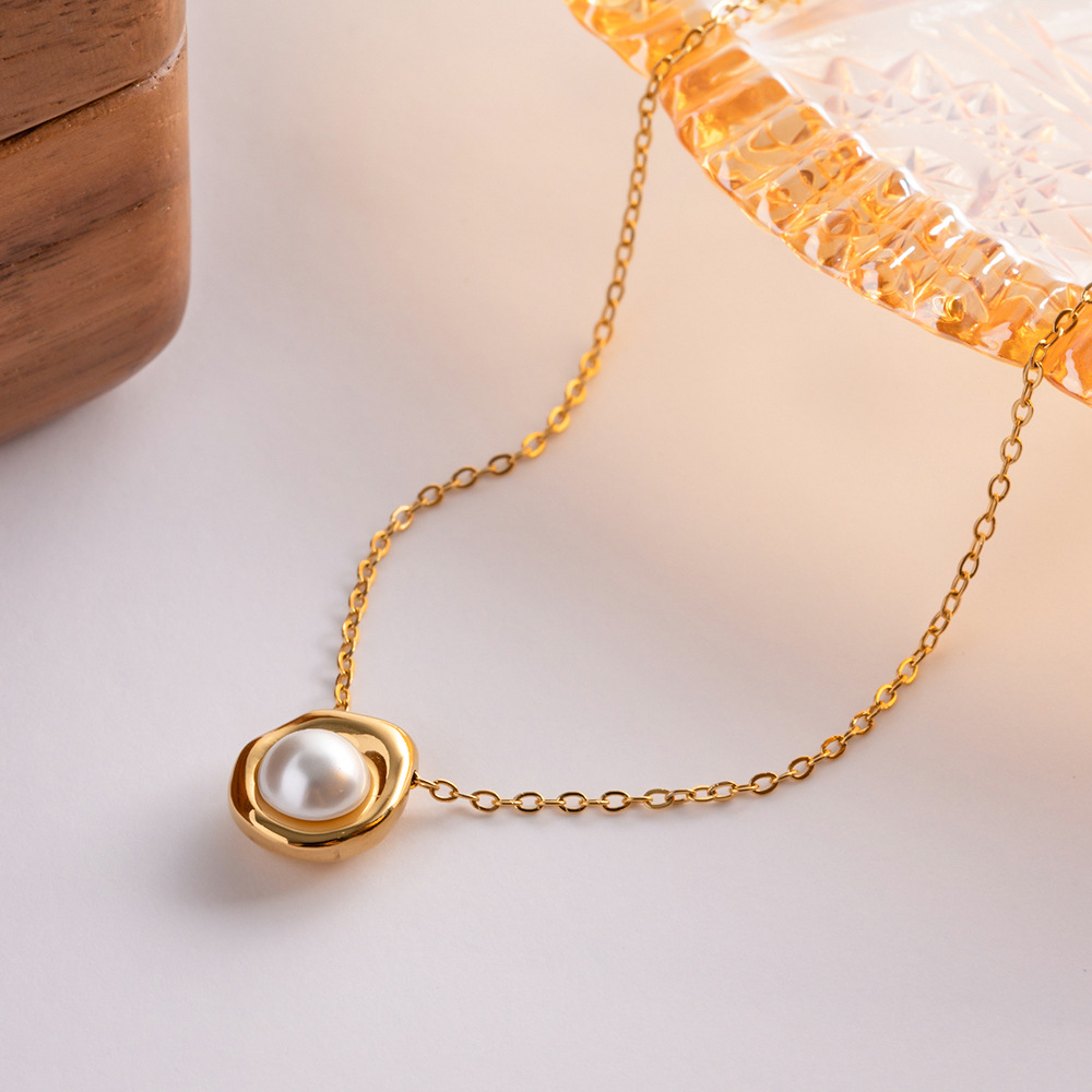 18K Real Gold Plated Plating Material 304 Stainless Steel, Pearl Pendant Material Wholesale Jewelry Retro Geometric Stainless Steel Artificial Pearls Inlay Pendant Necklace