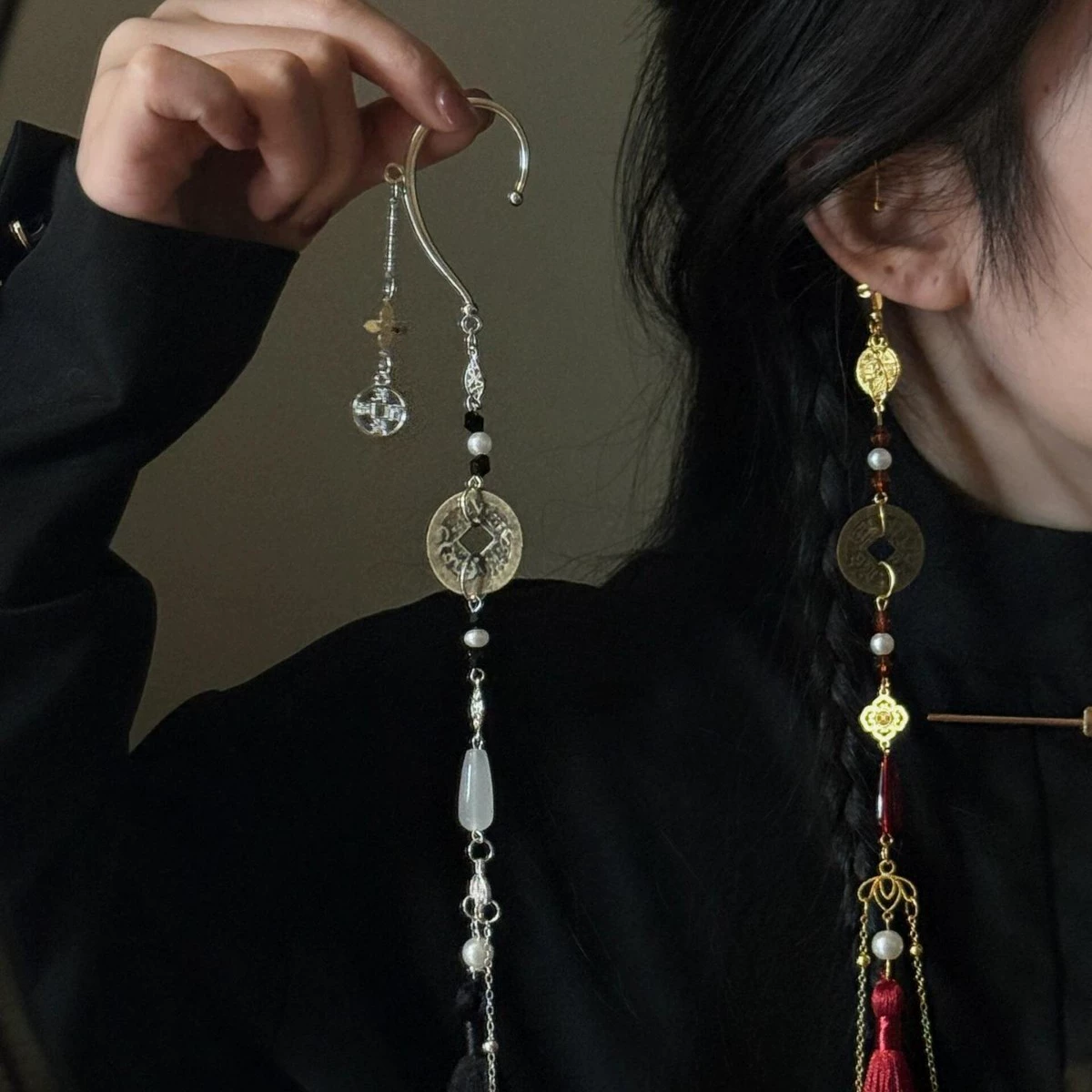 Ушные крючки в древнем стиле, горные цветы-призраки, серьги с медными монетами, мужские и женские серьги, китайские элементы в древнем стиле, кисточки, аксессуары династии Хань.