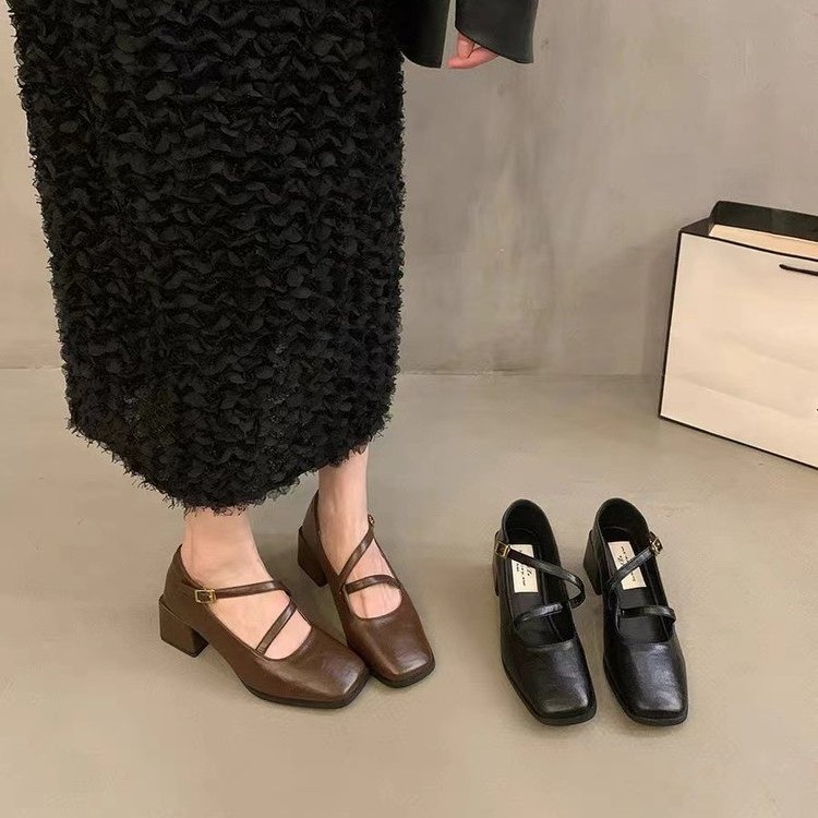 Retro Mary Jane Shoes 2026 Early Autumn New French Style Elegant Square-Toed Shallow-Heeled Chunky High-Heel Leather Shoes