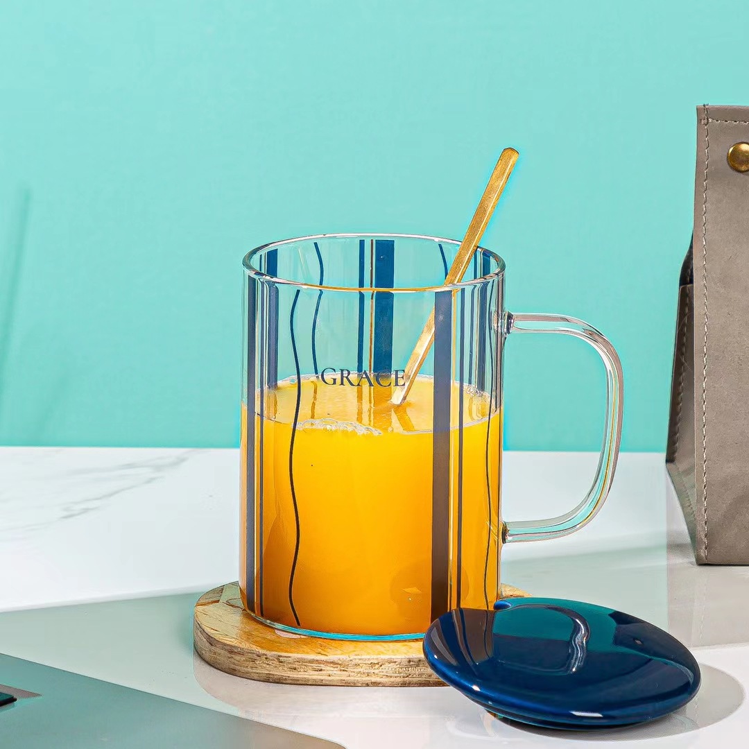 Estilo nórdico rayas Oficina de vidrio transparente taza de regalo taza de bebida personalizada con tapa cuchara taza de café