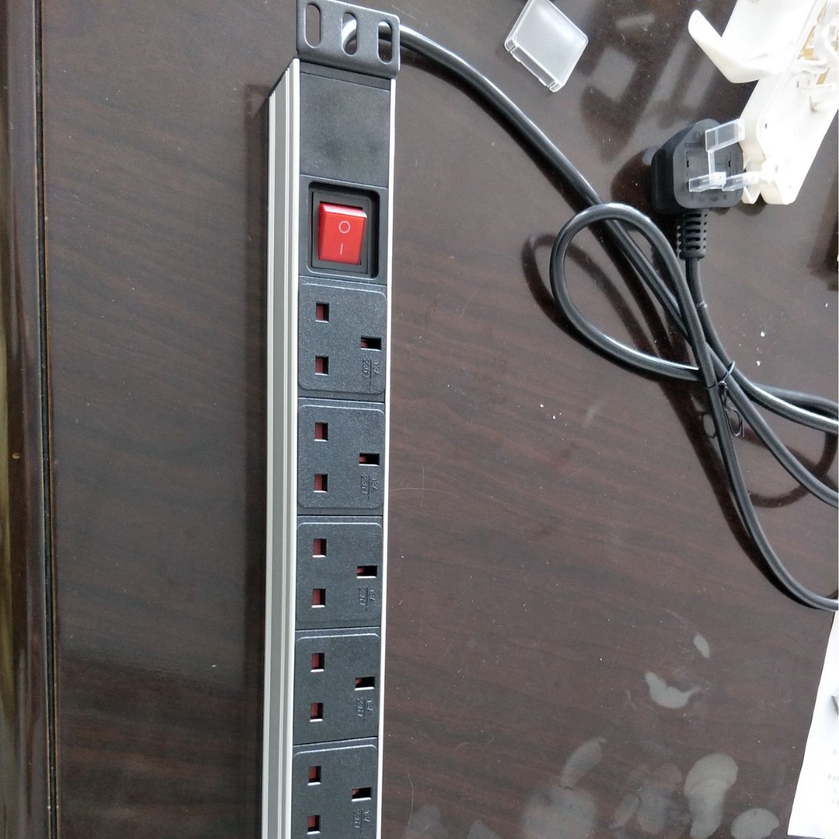 英式机柜拖线板德标欧式欧标插座接线板转换器过载开关6位欧标DX-