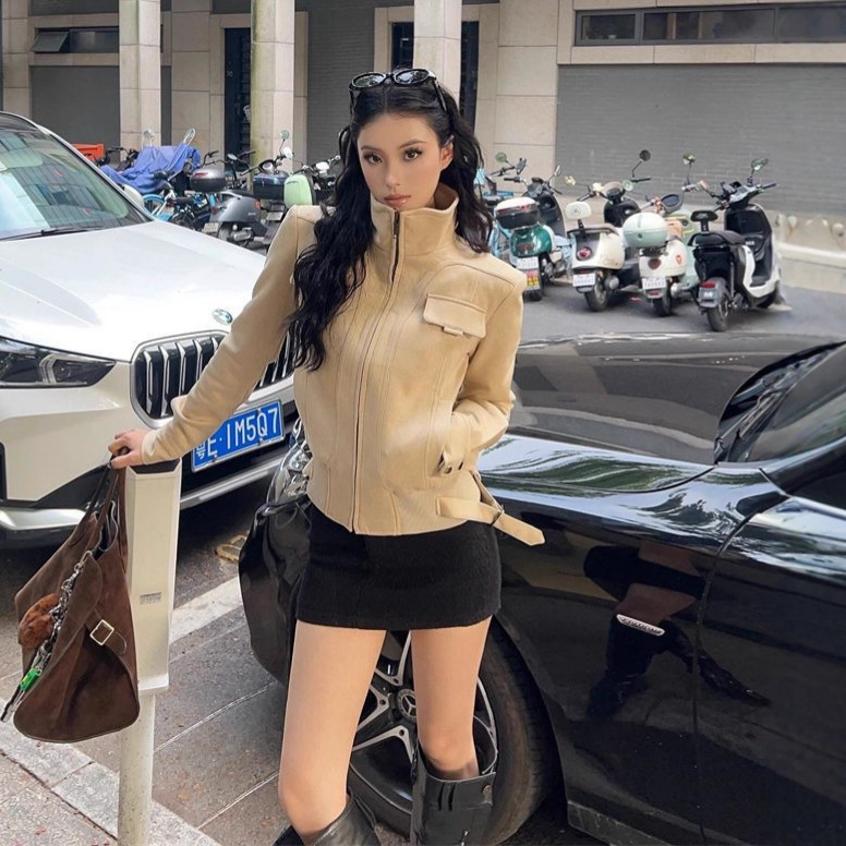 Korean High-Neck Jacket for Women Spring & Fall 2025 New Popular American Retro Motorcycle Jacket Elegant Short Jacket Top